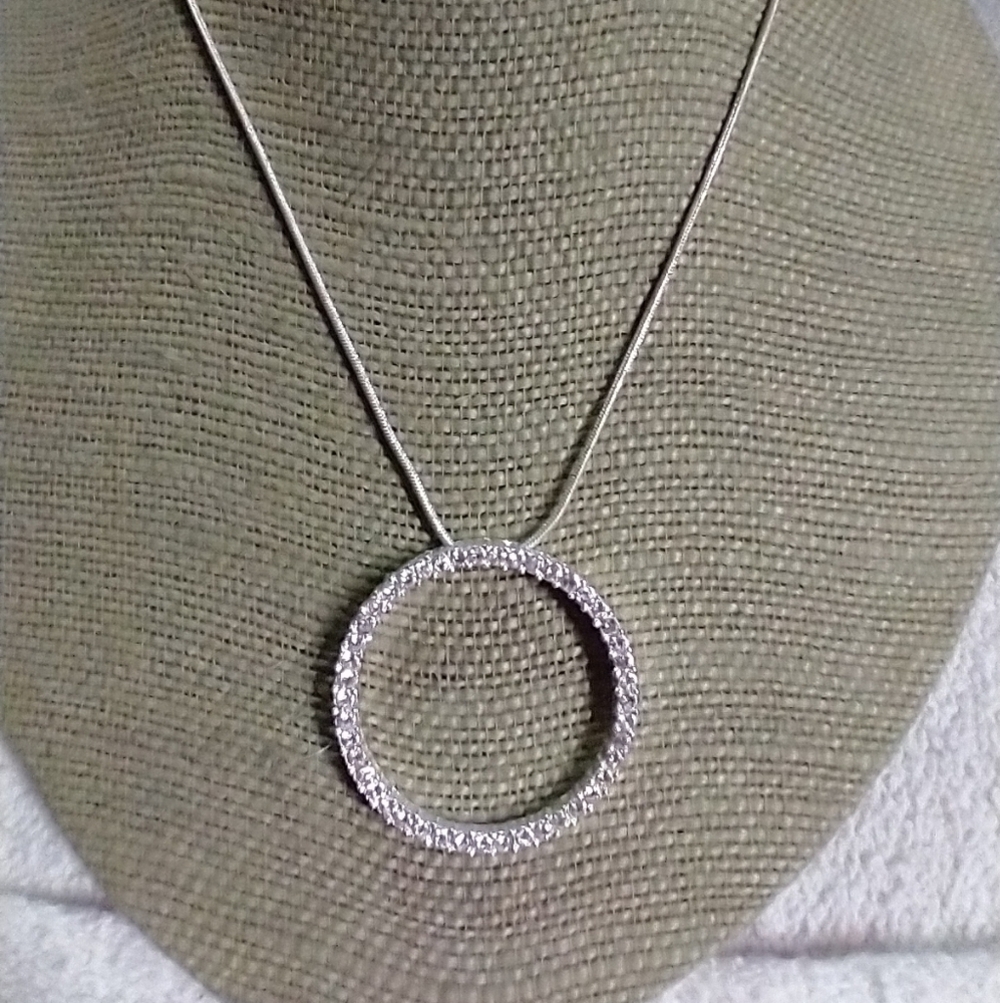 Silvertone infinity circle crystal 🔮 snake chain necklace